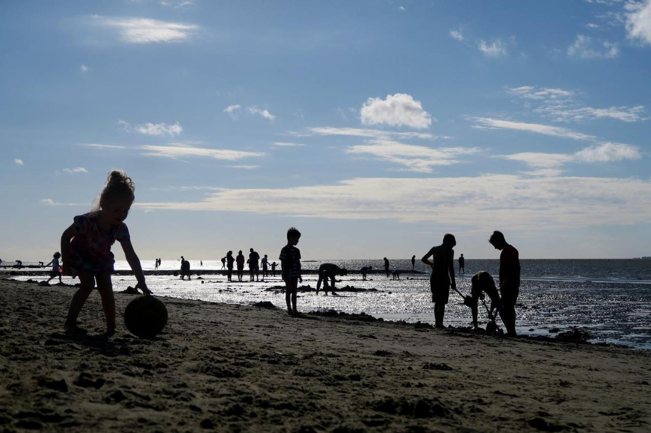 Luettje Huus Frieda Mit Strandkorb Am Strand Von Mai Bis September Lejlighed Cuxhaven Eksteriør billede